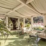 Felicia Villa Capri